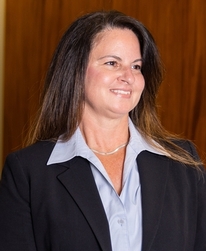 Headshot photo of Norma Hernandez
